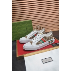 Gucci Low Shoes